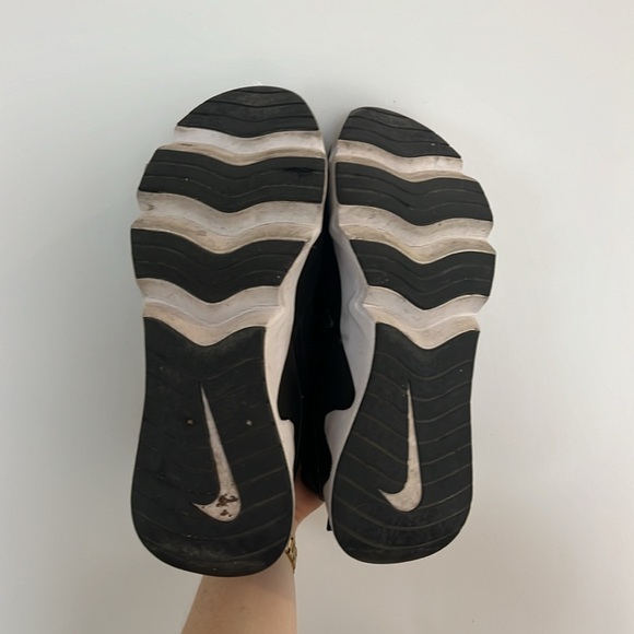 NIKE Ryz 365 2 - Women’s US 9.5 - Picture 5 of 6